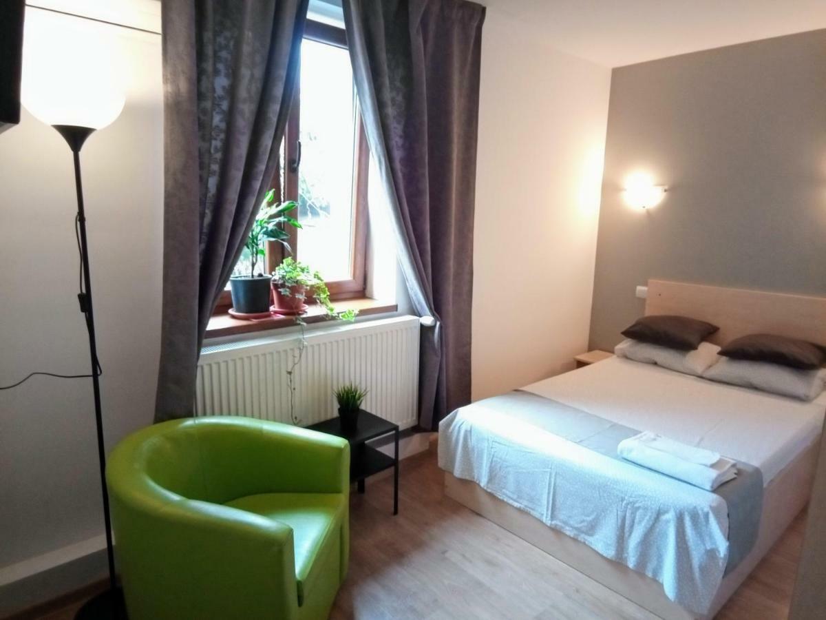 (adults Only) Affittacamere Bucarest
